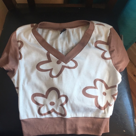 XS shein flower top indie - Picture 1 of 3